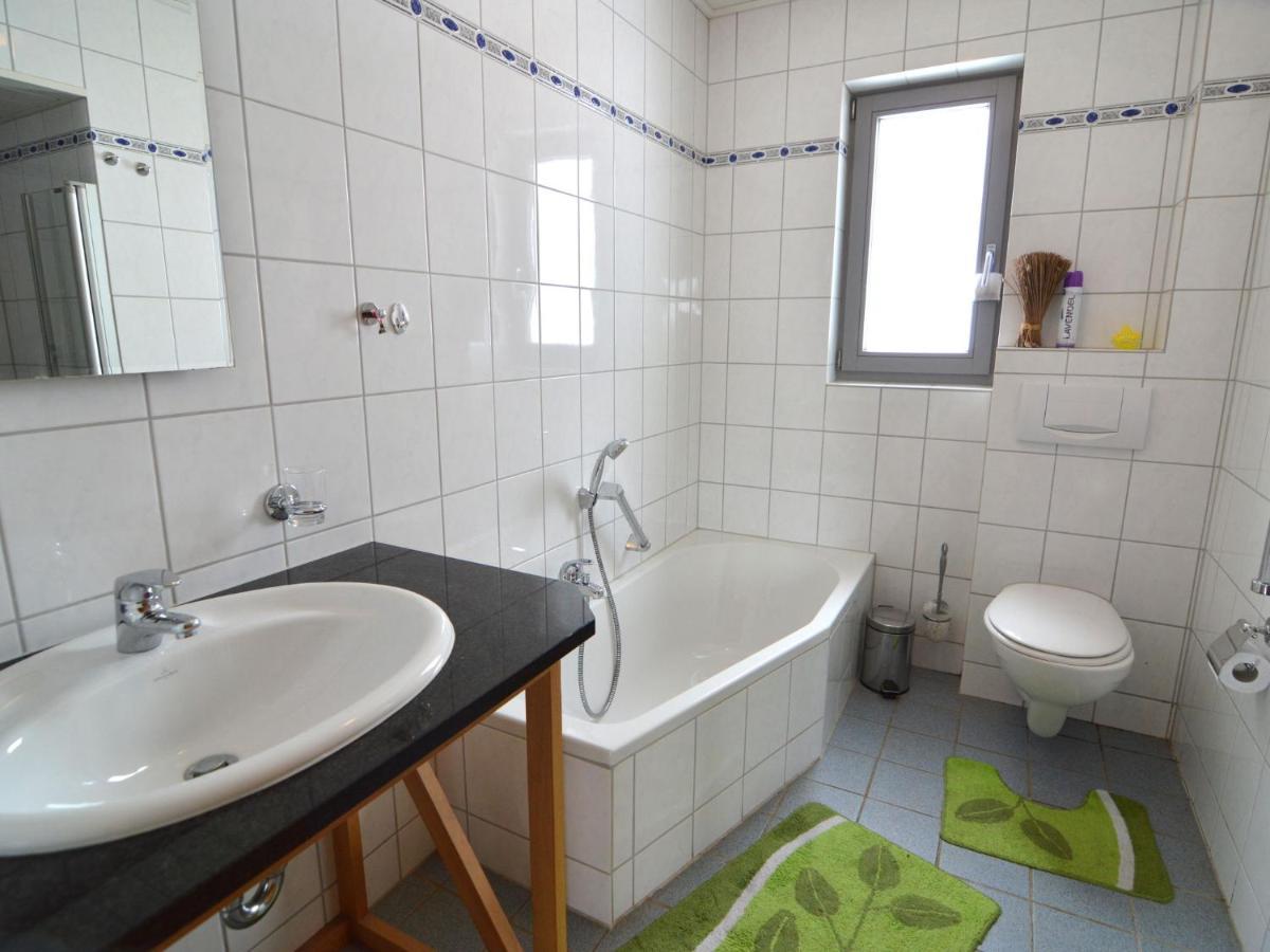 Villa Luxurious Farmhouse Near The Ski Area Hellenthal Exterior foto