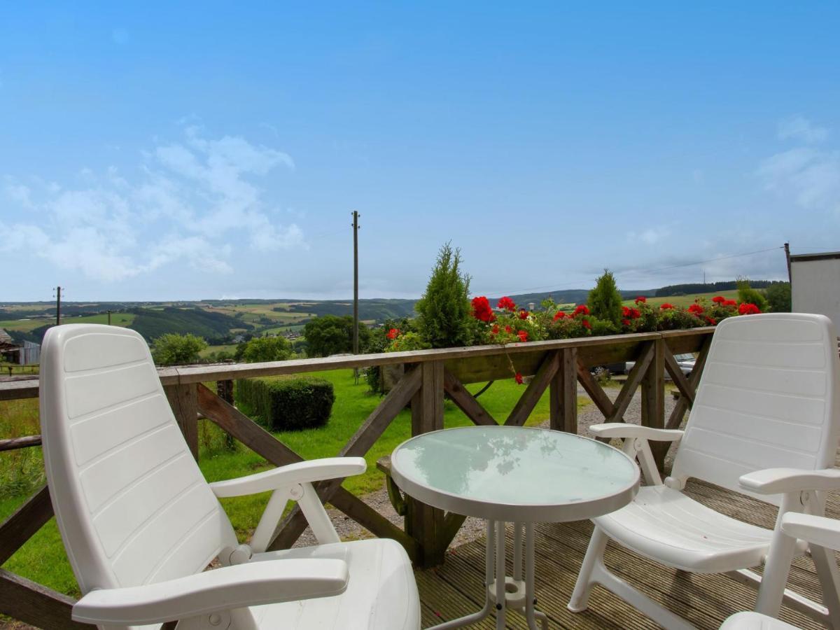 Villa Luxurious Farmhouse Near The Ski Area Hellenthal Exterior foto